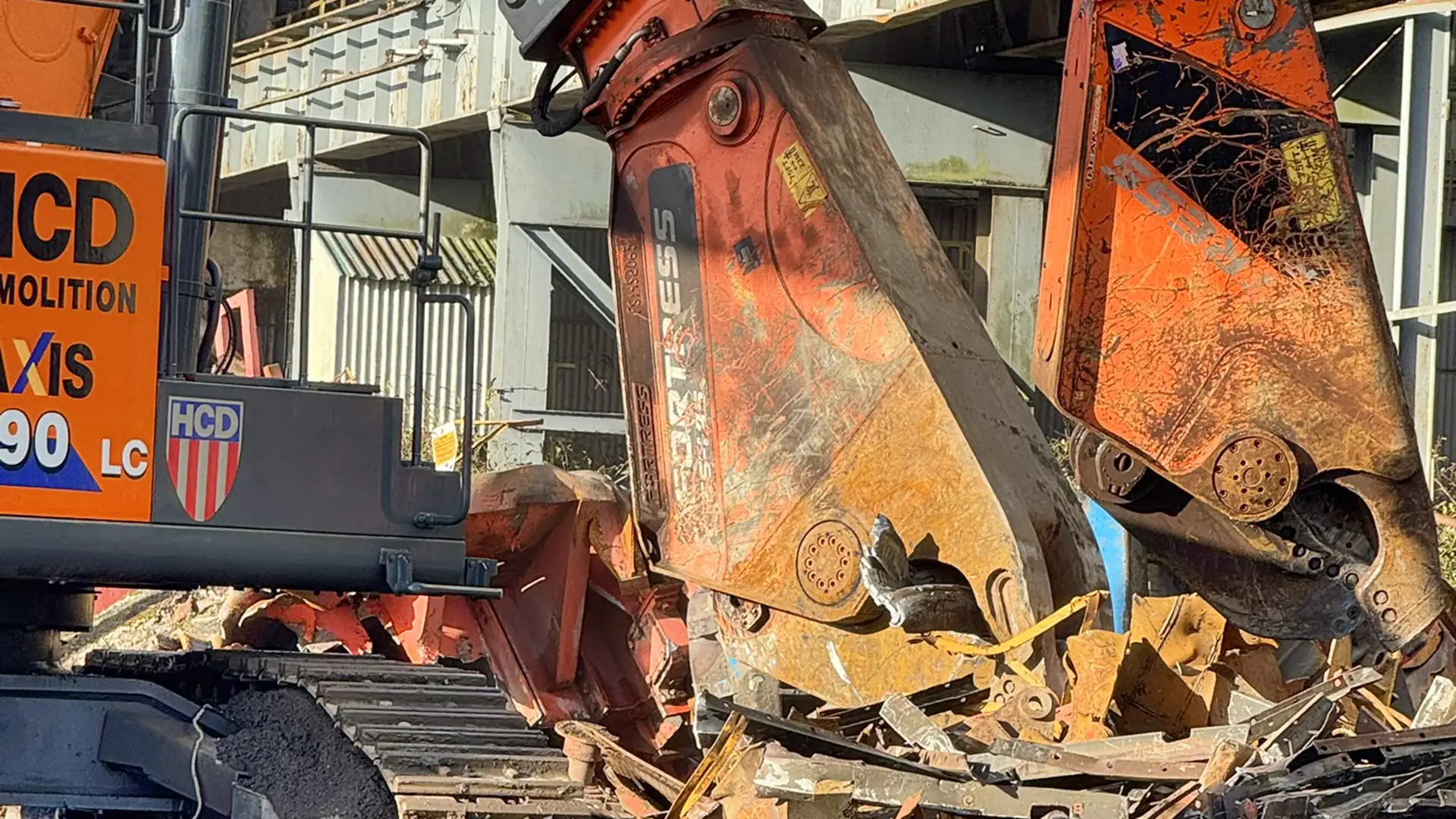 Fortress FS-145 working on a demolition site