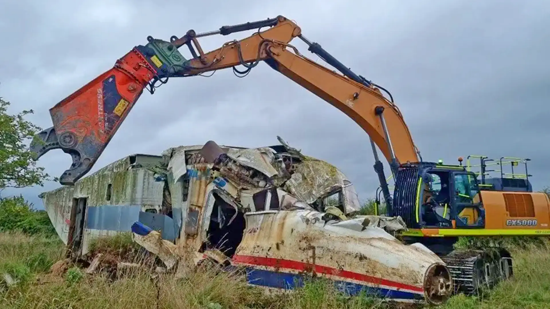 Fortress FS-45 working in a scrap yard
